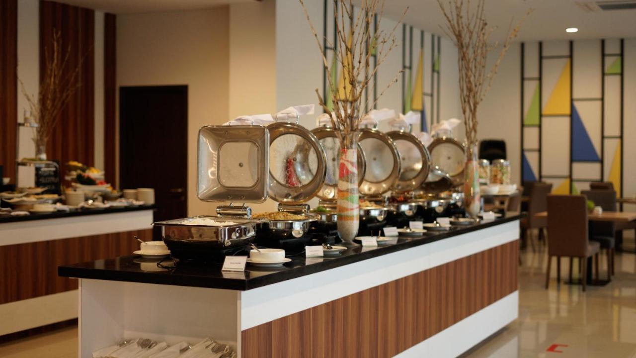Patra Dumai Hotel Luaran gambar